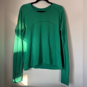 Lululemon long sleeve swiftly tech 2.0 waist length, size 14